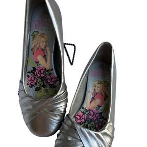 Hanna Montana shimmering slip-on shoe size 4